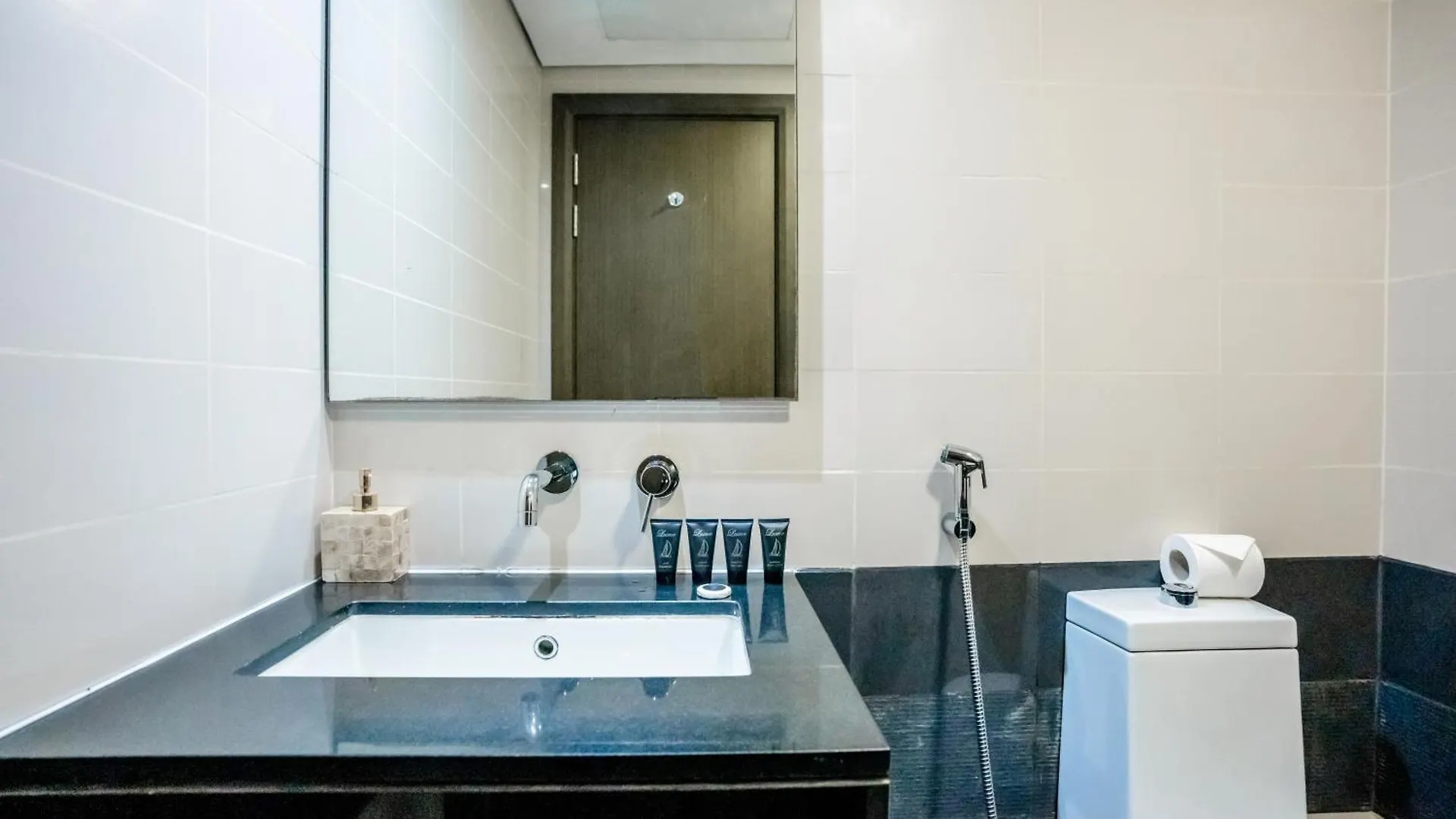 Vacay Lettings - Loft Downtown Dubai Villa 0*,  Förenade Arabemiraten