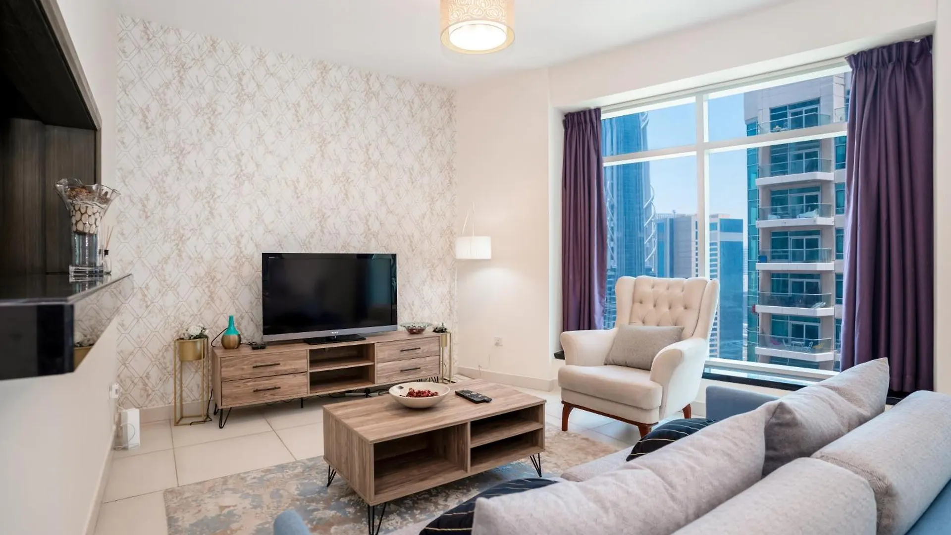 Vacay Lettings - Loft Downtown Dubai Villa
